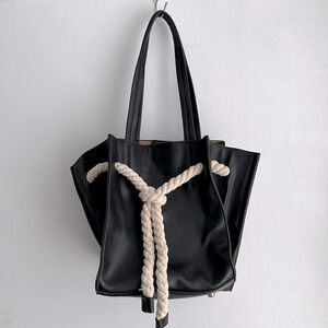 Melie Bianco Black Bag | Monica Shoulder Bag